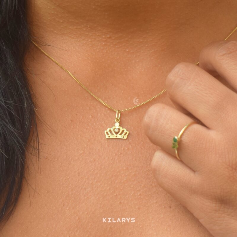 DIJE DE ORO 18K CORONITA MY QUEEN CON MOISSANITA-JMO0057C